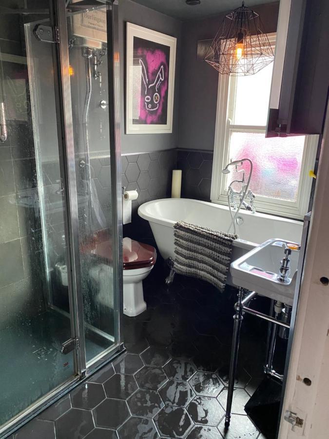 Luxury 2 Bedroom Flat Heart Of Camden London Exterior photo
